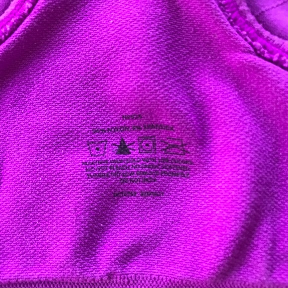 Champion Compression Workout Sports Bra - Picture 5 of 6